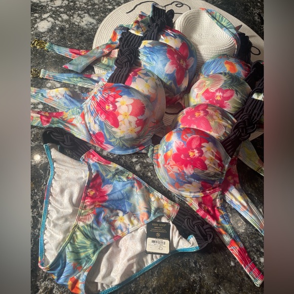 Largest collection of VS bikini bombshells in various sizes see description - Picture 8 of 16